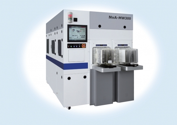 엔비스아나가 비광학적 결함인 NVD를 전자동으로 분석하고자 세계 최초로 개발한  M-SPEC(NvA-MW300) 장비.