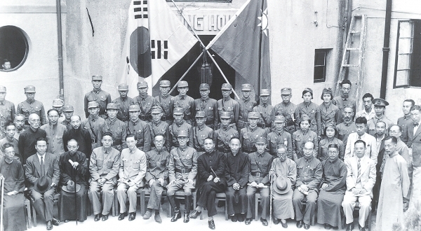 한국광복군 성립 전례식(1940년 9월17일 충칭)