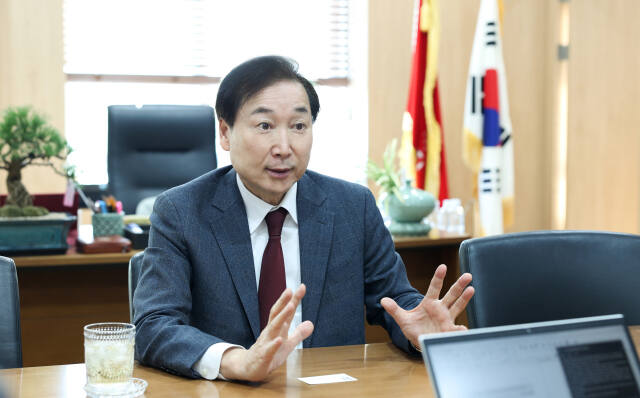 육동인 경인여자대학교 총장이 미래 비전을 설명하고 있다. 경인여대 제공